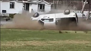 90-mile chase with Quebec police ends in dramatic crash