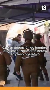 87K views · 13K reactions | Había golpeado una cámara del programa: Un hombre deje detenido por amenazar a personal de Carabineros en pleno operativo en Peñalolén. En #TuDía captamos lo ocurrido. #tudia13 ☀️de LUNES A VIERNES desde las 8:00 horas por las pantallas de #Canal13 y www.13.cl ️ | Tu Día | Facebook