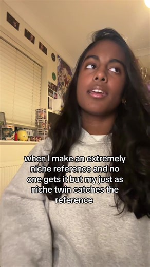 The Light of Niche References: A Twin Connection