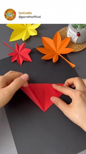 This 3D origami maple leaf is a perfect tribute to the beauty of autumn! 🍁✨ With sharp folds and a stunning pop-up effect, this craft brings seasonal charm into your space using only paper and creativity. The clean, geometric look makes it ideal for cards, scrapbooks, wall décor, or festive crafts. The process is simple yet deeply satisfying—each fold forms the leaf’s petals, creating a lifelike structure that looks beautifully artistic. It's great for beginners, students, and paper art lovers 