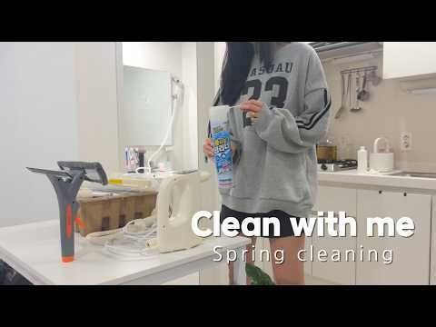 Extreme Spring Cleaning My Small Apartment | Space-Saving Storage Ideas & Must-Have Cleaning Tools