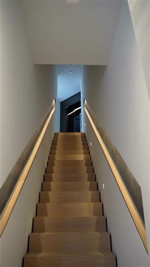 Would you use this hidden stair railing in your project? 👀