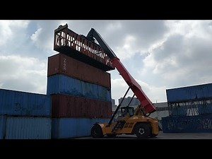 Reach Stacker Operation | Container Handling with Reach Stacker SANY