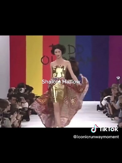 Models with the best catwalk Pt. 1 #fyp #runway #model #fashion #catwalk #natashapoly #vladaroslyakova #gisellebündchen #shalomharlow #naomicampbell #tanyadziahileva #yasmeenghauri