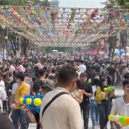 The Ministry of Labor and Vocational Training on January 16, 2024 issued a notice on the paid holiday days of 2024. | Khmer Times | Facebook