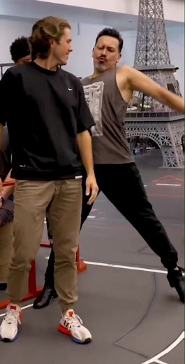 Moulin Rouge Broadway Full Show Online - Musical Theatre Experience