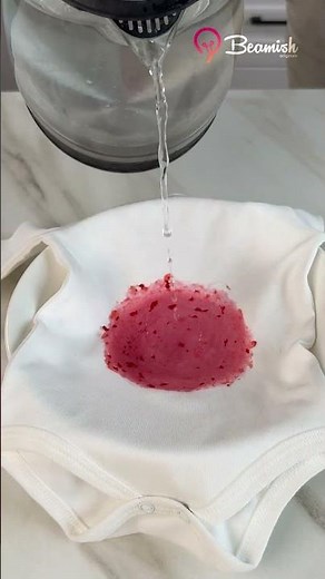 Quick way to remove berry stains 🍓 #easy #stains #cleaningtrick