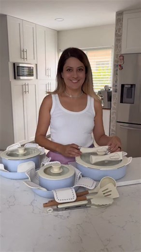 🍳Cooking just got cuter!🩵🩵 Loving my new ChefPower Detachable Handle 19-Piece Ceramic Nonstick Cookware Set— detachable handles, stackable design, and totally non-toxic 💫 Use code NAZIKE10 for 10% off this gorgeous set! 🔗pinned to first comments👇🏻 #ChefPower #CeramicCookware #ad #collab #RemovableHandleCookware #NonStickPans #NonStickCookware #PotsAndPans #CookwareSets #ChefPowerCookware @chefpower_official | Ugc with Naz