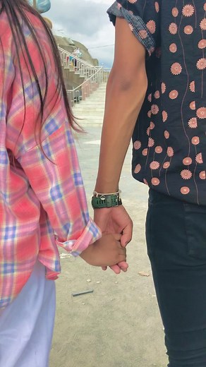 मान्छेहरूले के भन्लान भनेर सोच्नु नै जिवनको सबैभन्दा ठूलो रोग हो #foryou #uttamsabina❤ #keepsupporting #pokhara_nepal #♥️♥️ #goviral @uttamshrestha31