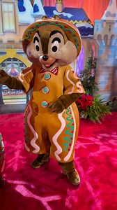 17K views · 476 reactions | Stop scrolling—these two are too sweet!  Chip 'n' Dale have debuted the most adorable new Gingerbread Men outfits for the holidays at Disneyland! We're melting. Go find these two mischief-makers! #ChipNDale #GingerbreadMen #DisneylandHolidays #DisneyCharacters #TooCute | Chip and Company | Facebook