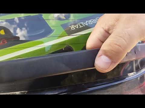 Changing a Rear Wiper Blade on 2009-2017 Chevy Traverse