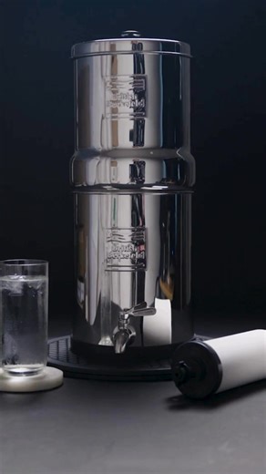 Black Friday begint nu!🖤 Bespaar tot 25% ✨ Ben je de smaak van je drinkwater beu? Upgrade je hydratatie met British Berkefeld Gravity Systems!💧 Geen leidingen. Geen elektriciteit. Vers gefilterd water op elke locatie. Shop nu bij Doulton. Pioniers op het gebied van waterfiltratie sinds 1826. | Doulton Water Filters