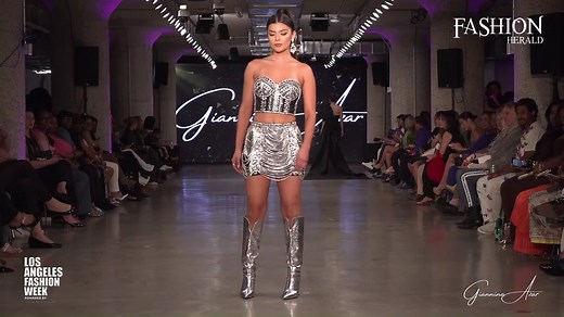 Giannina Azar 詹尼娜·阿扎尔在 2025 年洛杉矶时装周上——《顶级秀台杂志》洛杉矶版