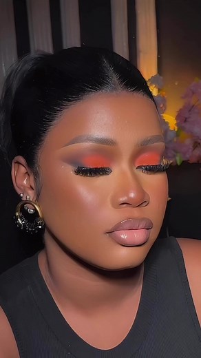 Sophia's Stunning Glow Makeup Transformation Tutorial