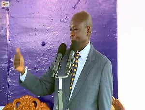 Rigathi Gachagua: President William Ruto hear it from here, the same way mlima ilisaidia wewe, it is possible tunaeza saidia hawa watu wa Mulembe, it is the same way tunaeza saidia huyu Kalonzo. Deni yetu na wewe tulimaliza. We had intended to pay you in two installments, tukakupatia the first installment, ukaguza mlima hiyo deni ikaisha | Citizen TV Kenya