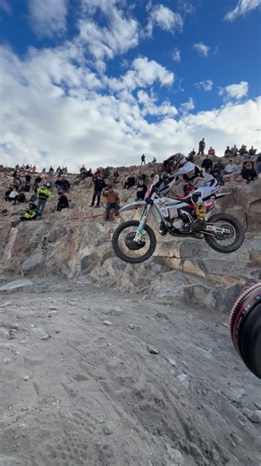 US Hard Enduro on Instagram: "The Pro Shootout has just wrapped up, and it’s @trystanhart84 taking the cash prize! Who’s looking the smoothest through Back Door? 🤔 🤳: @o.goillustrated . #USHardEnduro #AMANationalHardEnduro @ircmoto @klimmotorcycle @bulletproofdesigns @oxa_95 @onxoffroad @motorex_powersports @rn_duro @slavensracing @crosslinked_components @p3carbon @tbtracing @mojomotosport @ktmusa @husqvarnamotorcyclesusa @gasgasusa @blucruofficial @jakprints @projectenduroforvets @cormotograp