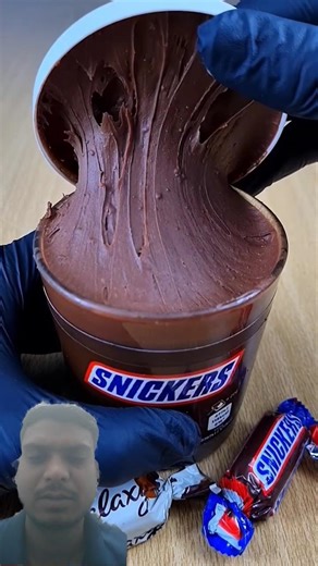 Snickers vs Maltesers Spread