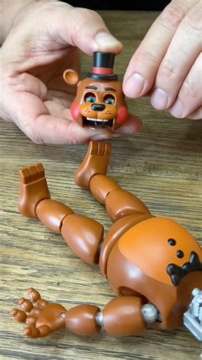 Assembling Toy Freddy Jazwares Endo Series #asmr #fnaf#toys #freddy #jazwares #endoskeleton #shorts