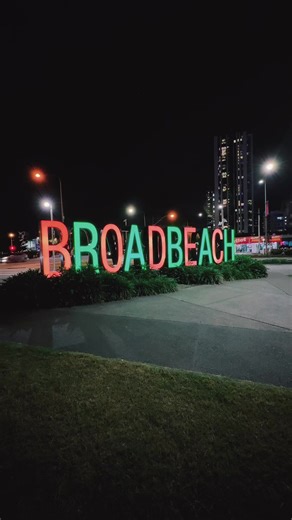 Broadbeach Nightlife Walks: Gold Coast Restaurants & Bars