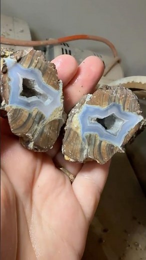 Breathtaking Blue Dugway Thunderegg Geode Reveal – Stunning Utah Rockhounding Treasure