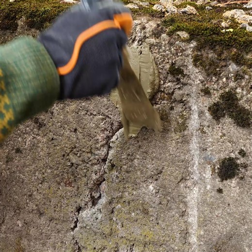 Filling cracks! | Bored Panda Art