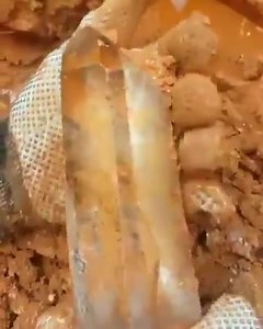 5.8K views · 94 reactions | When digging for semi-precious minerals sometimes known as Gemstones one must be careful not to inflict external flaws including blemishes, small chips, breakages or scratches. This will impact market value. Gently does it... | Mining Zimbabwe | Facebook