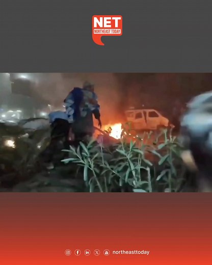 #WATCH | A high-intensity blast near the Red Fort on Monday evening killed at least nine people and injured dozens when a Hyundai i20 car exploded at a traffic signal during peak hours. The explosion gutted several vehicles and sent shockwaves through the area, causing chaos and panic. A video recorded by a YouTuber showed people running for safety as the deafening blast echoed across the crowded streets. | Northeast Today