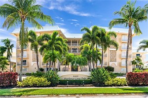 3000 Gulf Shore Blvd N #208, Naples, FL 34103 - MLS 223082720 - Coldwell Banker
