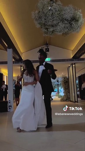 Playing on replay one of the most EPIC entrances! 🤩 #fy#fyp#lebaneseweddings#brideandgroom#bridedance#weddingentrance#calmdown#wedding2023