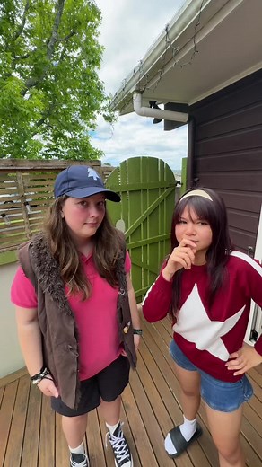 Low Budget Gravity Falls Summerween Cosplay with Mabel and Dipper