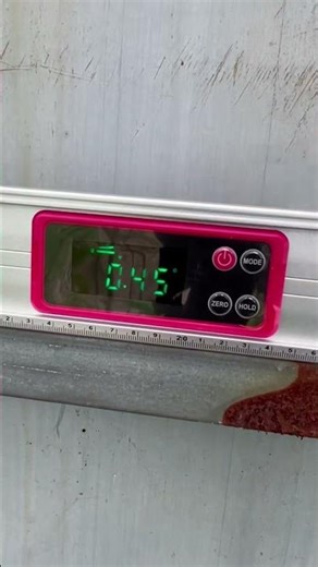 Simple and easy to use digital level