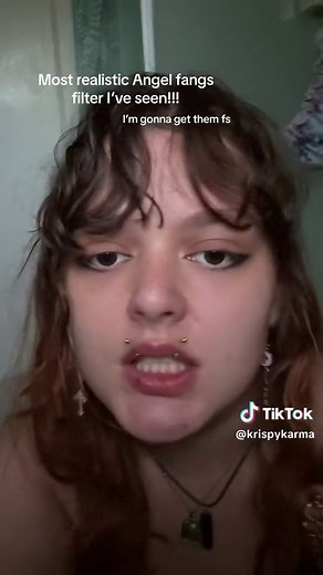 Angel Fangs Piercing Filter Effect