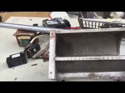 How to loosen tight screw (no grease or special tool