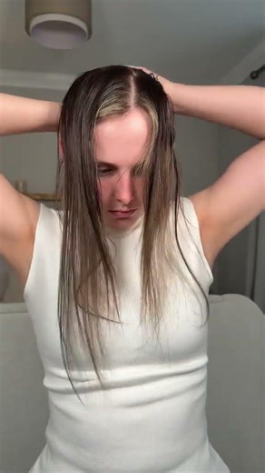 How to Do a Perfect Slick Back with Extensions 💆🏻‍♀️ | Hair Tutorial