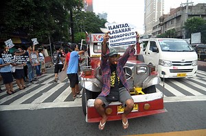 Transport group says PUV modernization program will bury drivers, operators in debt