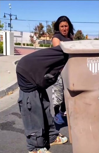 FORAGING GONE WRONG!!! Urban Tweaker Lost His Vitamins Tweaker Geographic