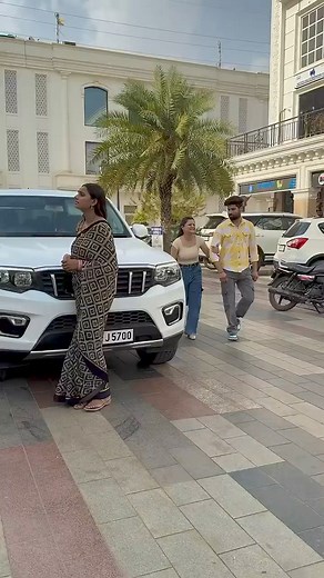 119K views · 1.2K reactions | #trendingreels #couple #love #viral #girls #girlfriend #friends #boys #boyfriend | Sanha Khan | Facebook