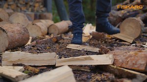 Watch Fiskars How to use a Hookaroon on Amazon Live