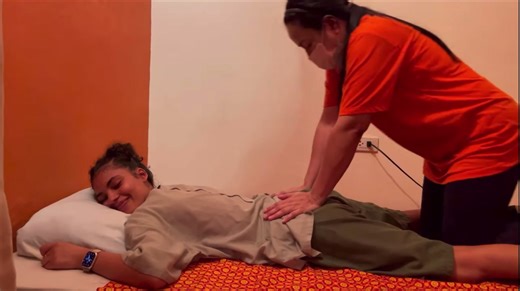 Table thai massage insant relief #foryou #thaimassage #massage #thai #thaiseries #thailandtiktok #massagetherapy #massagetherapist #legmassage #backmassage #fyp