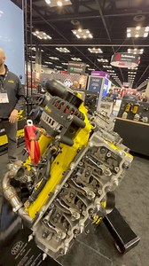 What type of V8 engine is this? #duramax #powerstroke #diesel #dieseltrucks #dieselv8 #prishow | Internal Combustion