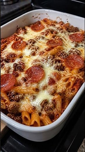 Cheesy Meatball Pasta Bake