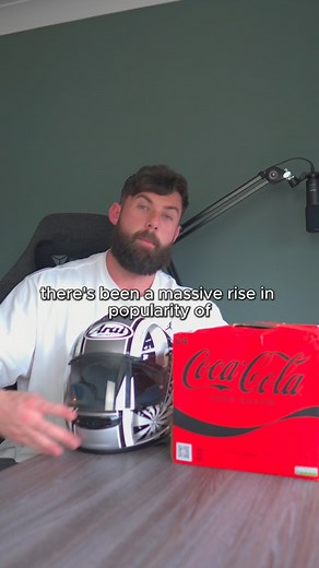 Sugar-free drinks have been a topic of debate for years, but research shows they can be a safe alternative to sugary beverages. These drinks use artificial sweeteners that provide flavor without adding calories or affecting blood sugar levels. While some people worry about potential health risks, extensive studies have found no direct link between sugar-free drinks and serious health issues when consumed in moderation. In fact, switching from regular sodas to sugar-free options can help reduce o