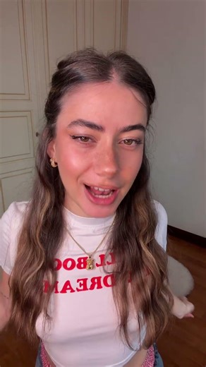 il telefono è un grande spoiler del prossimo video che faremo io e sara ✨