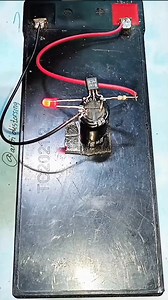 simple project of a flashing led light from a single NPN BC547 transistor #tips #led #light #flasher #transistor #bc547 #battery #resistance #simple #project #creative #idea #welding #soldadura #용접 | Andi Distorsing