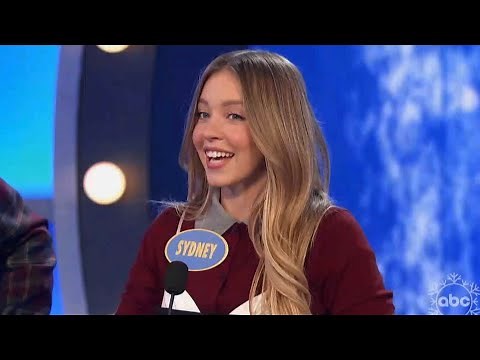 Sydney Sweeney And 'Housemaid' Cast Appear on 'Family Feud'