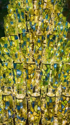 ワインボトルツリーが輝く聖夜 💫 リゾナーレ八ヶ岳 #Shorts #クリスマス #クリスマス2025 #ワインボトルツリー #山梨観光 #大人のクリスマス