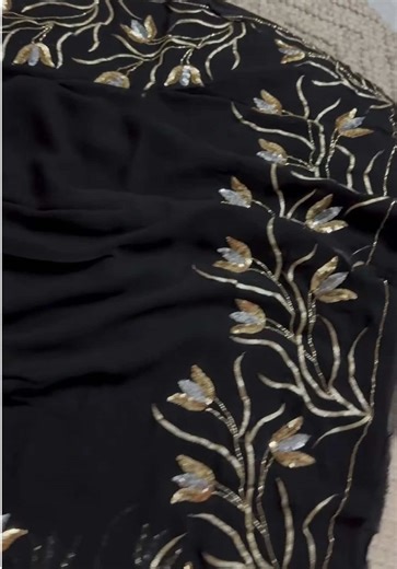 Customize this gorgeous beauties in any color you want 🖤🤍