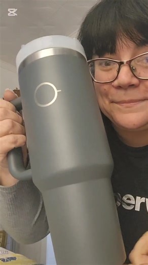 13K views · 90 reactions | 磻 #SumateYa ¿Buscás tener tu emprendimiento? ¡Esta oportunidad es para vos! @budin_al_tupper te cuenta todo. Iniciá tu Negocio Independiente Tupperware® en Campaña 9 y podés ganar este fabuloso Vaso TermicGo 1,2 litros para llevar a todos lados.  Escribinos para más información. Te esperamos para cumplir grandes metas. 珞 | Tupperware Argentina | Facebook