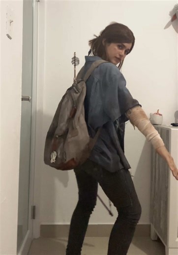 Idk how to dance on here sadly #elliewilliamscosplay #tlou2 #elliewilliams #takeonme #cosplay