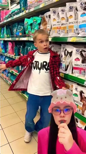 Don't mix cat and dog food ⁉️ @DaMus2014